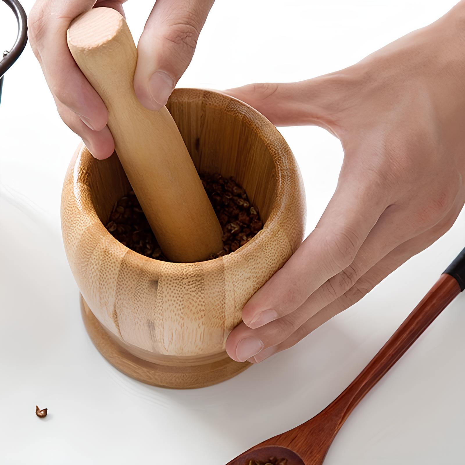 Mortier et pilon en bambou - UstensilesCulinaires