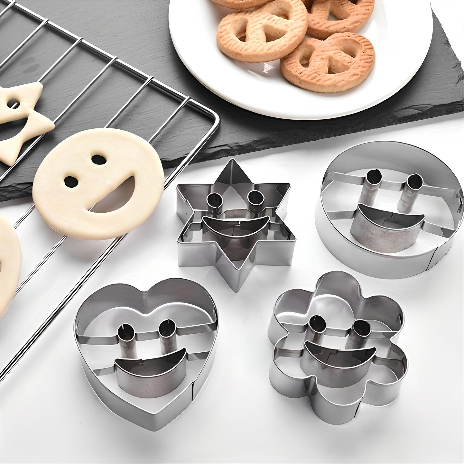 Emporte-pièces en forme de smiley - UstensilesCulinaires