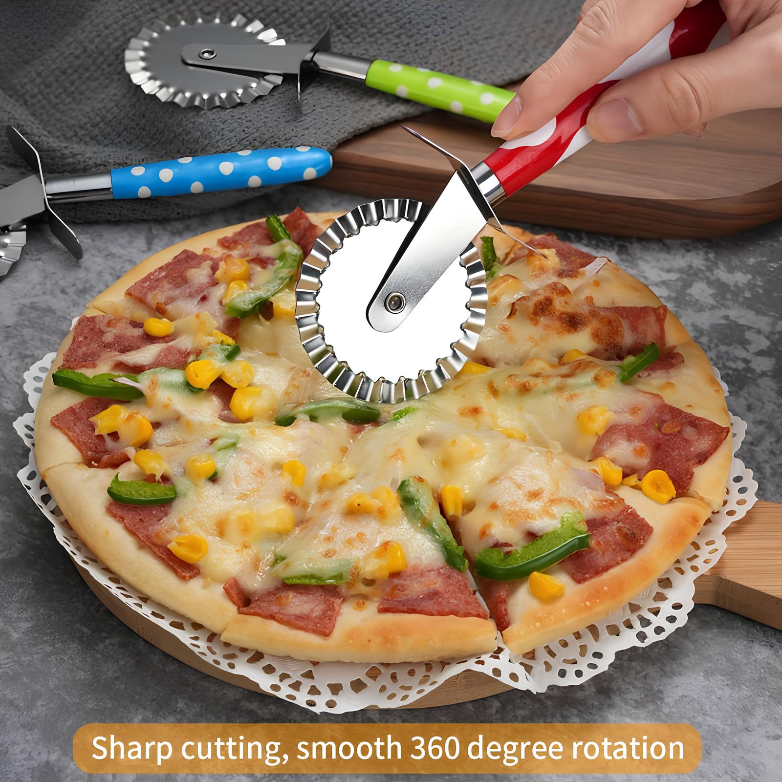 Coupe-pizza en acier inoxydable design - UstensilesCulinaires