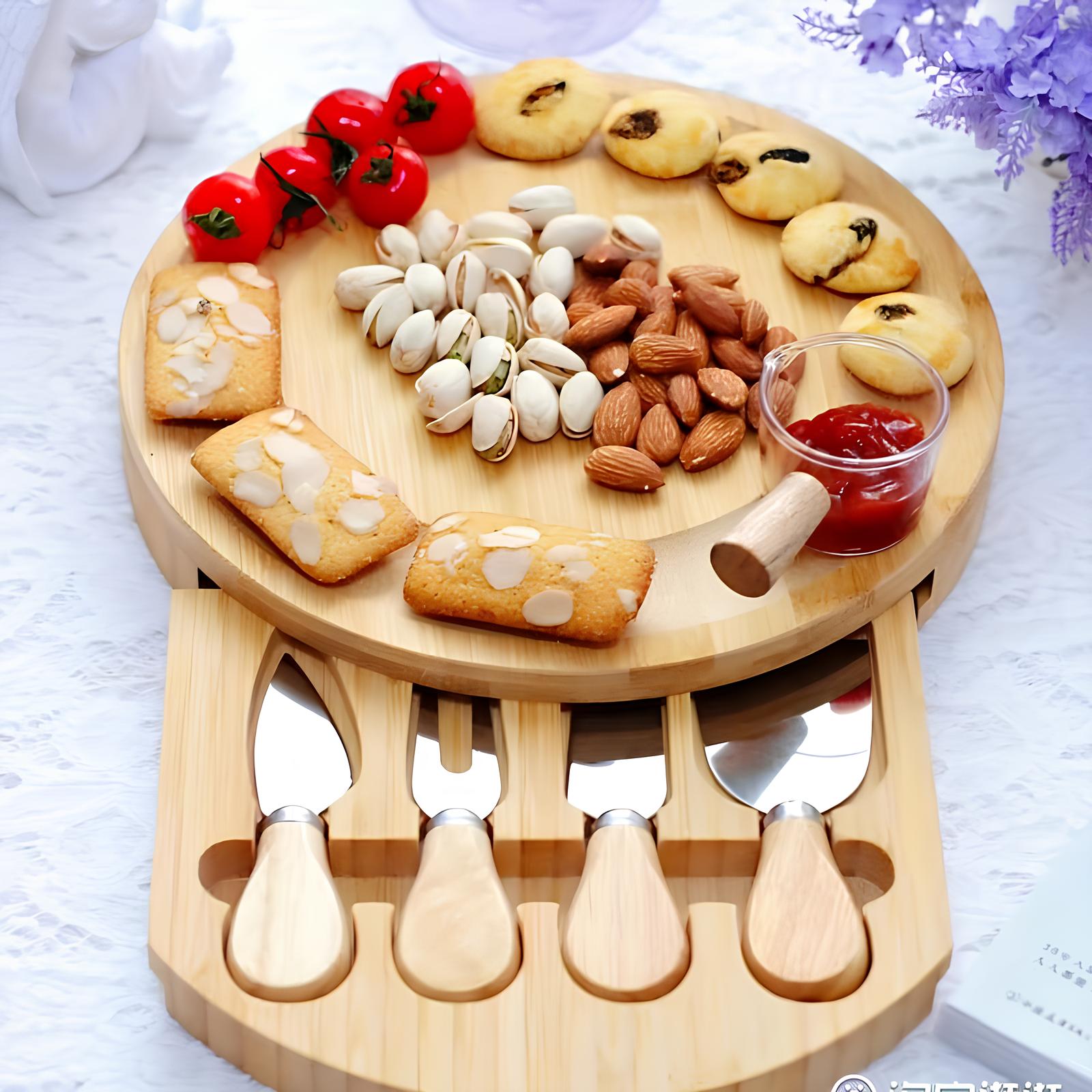 Plateau à fromage avec rangement à couteaux rétractable - UstensilesCulinaires