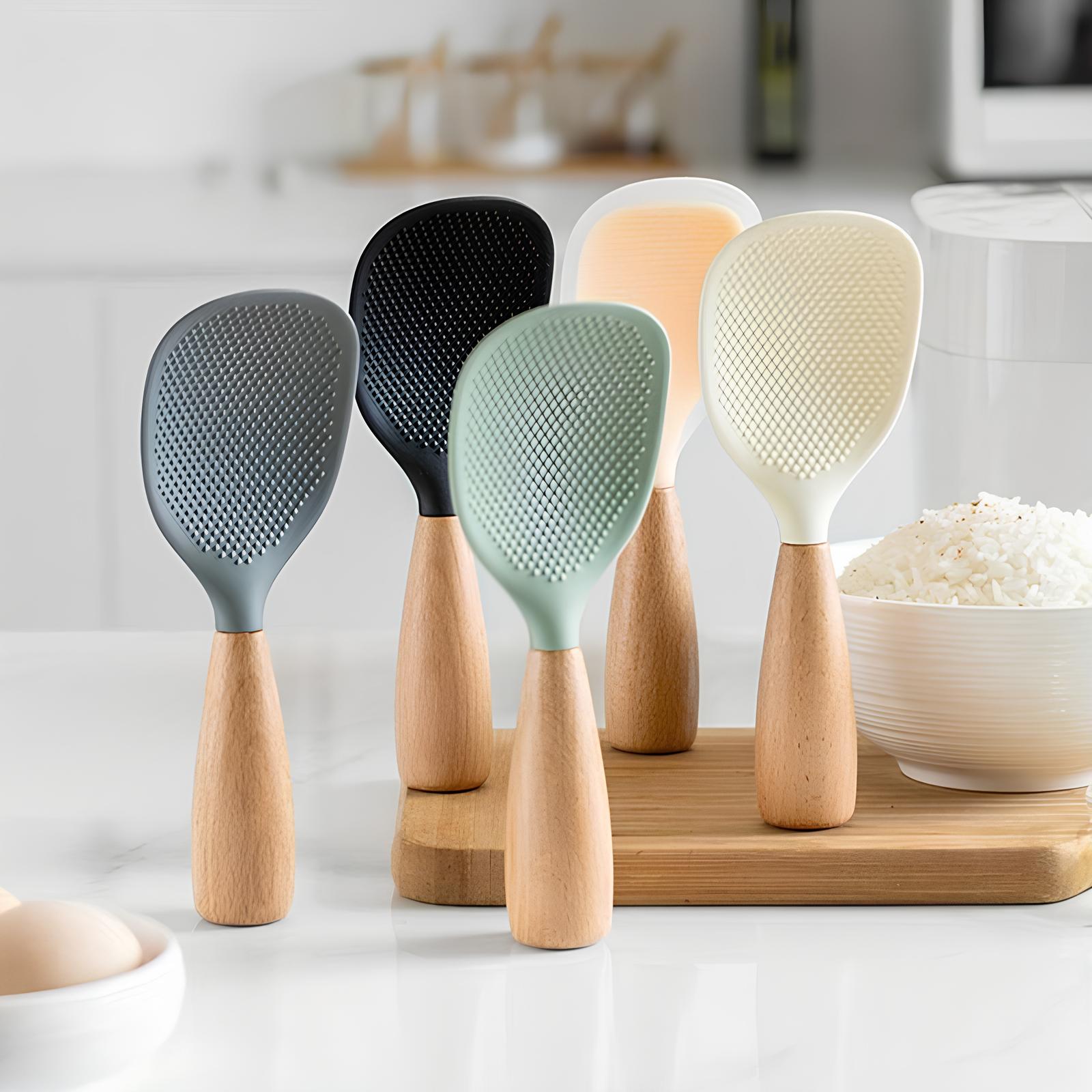 Spatule en silicone avec manche en bois - UstensilesCulinaires