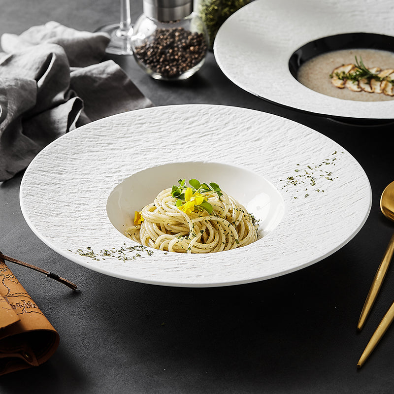 Assiette creuse blanche et noir  | Ustensiles Culinaires 