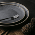Assiettes plates en céramique de carbone - UstensilesCulinaires