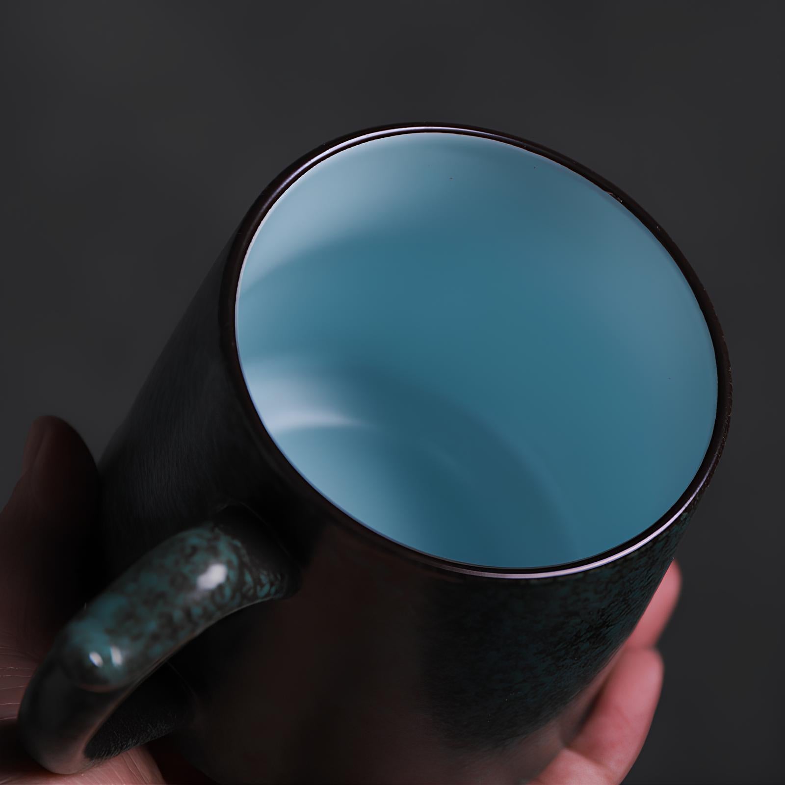 Mug en céramique avec infuseur de thé - UstensilesCulinaires