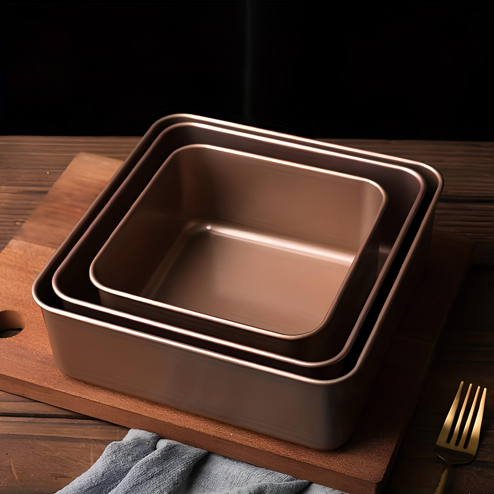 Moule à Gâteaux Carré Cuivré en Métal - UstensilesCulinaires