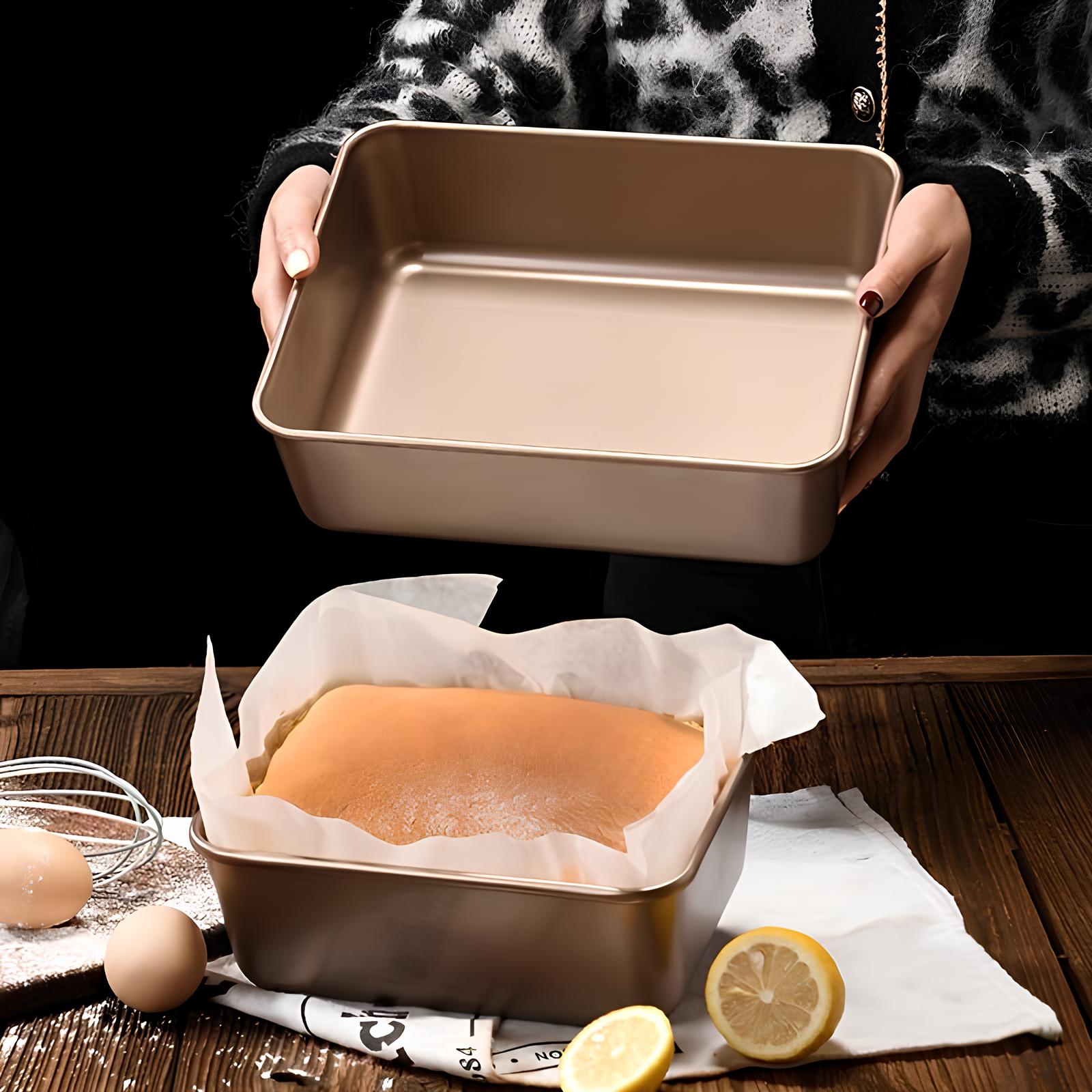 Moule à Gâteaux Carré Cuivré en Métal - UstensilesCulinaires