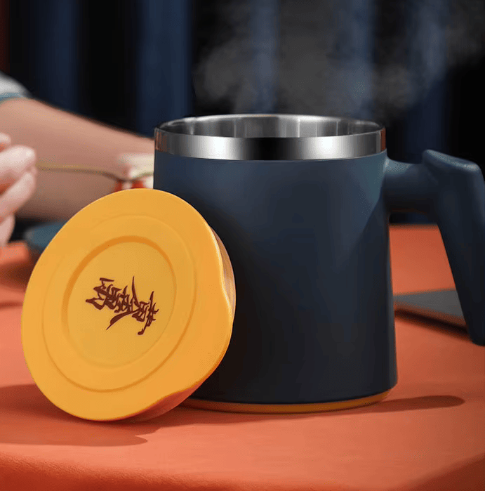 Tasse à café en inox avec couvercle hermétique