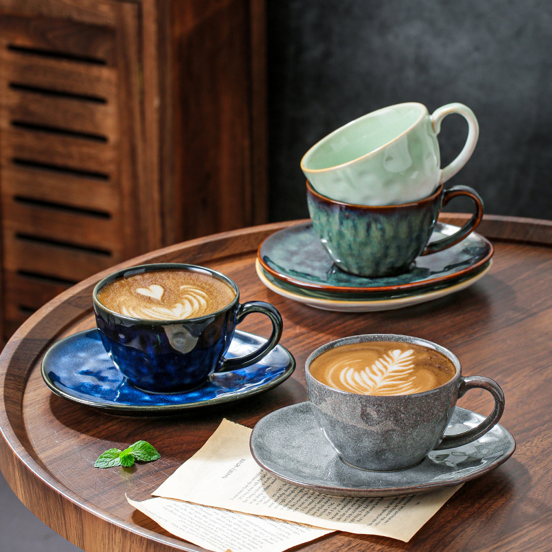 Tasse émaillée en céramique