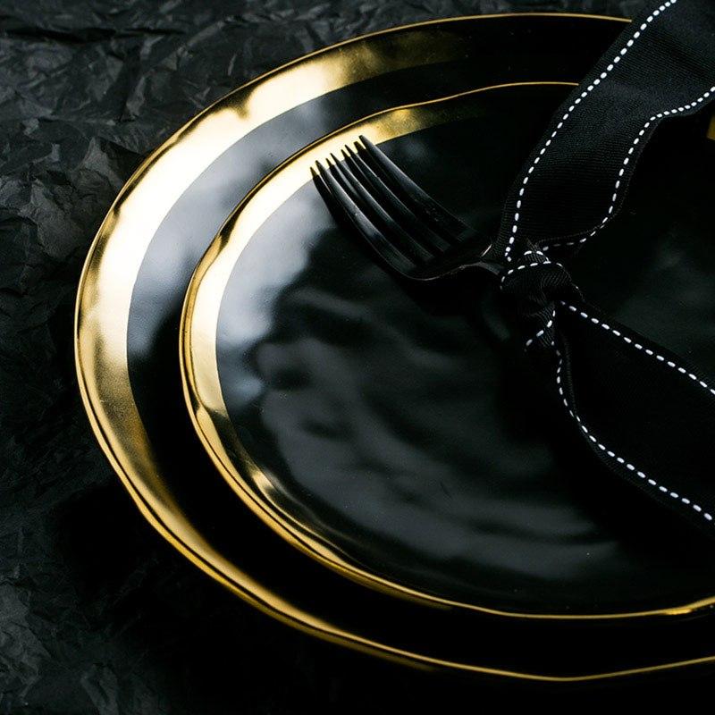 Assiette plate en céramique - L'imperfection noir - UstensilesCulinaires